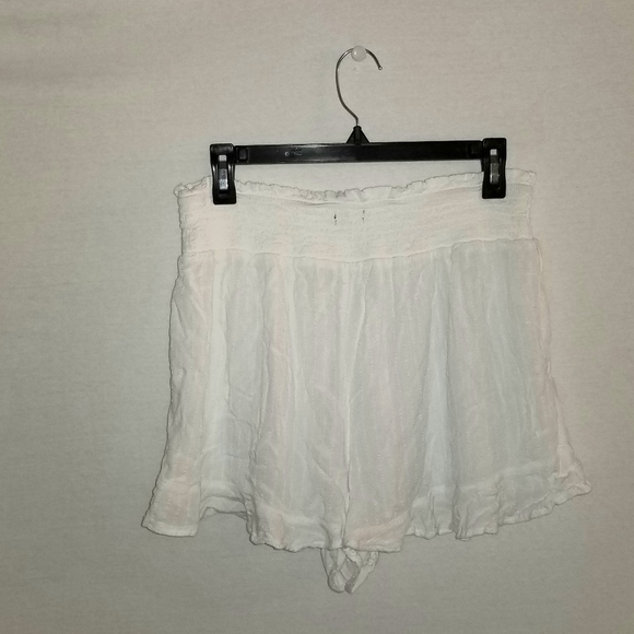 American Eagle Outfitters Pants - American Eagle White Shorts